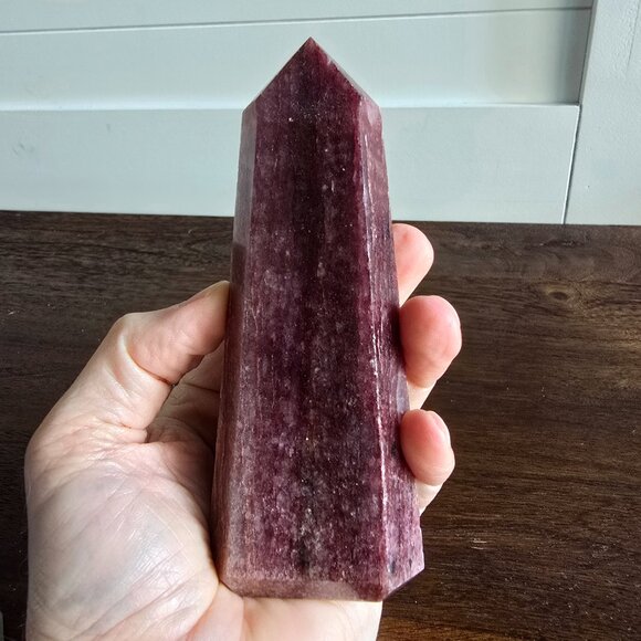 Strawberry Quartz Tower โ Love โข Joy โข Emotional Healing - Picture 5 of 7